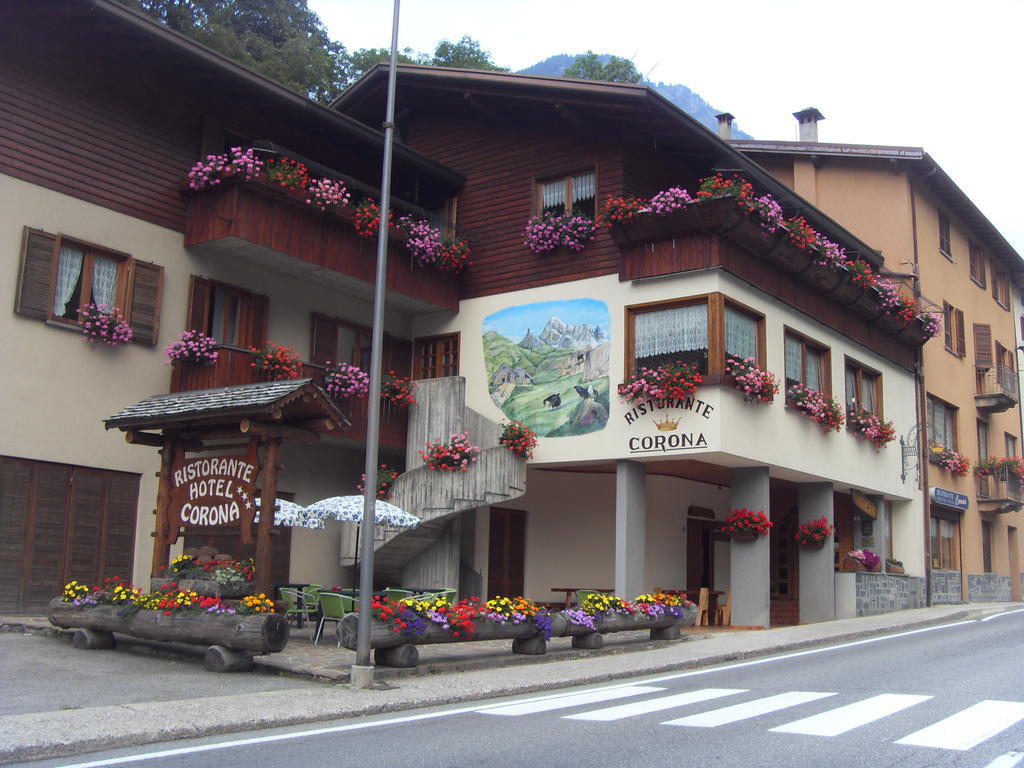 Hotel Corona Branzi Exterior foto